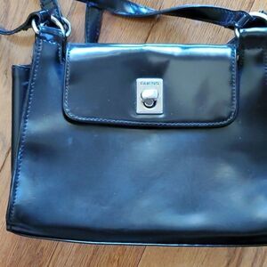 Guess -- small patent leather purse